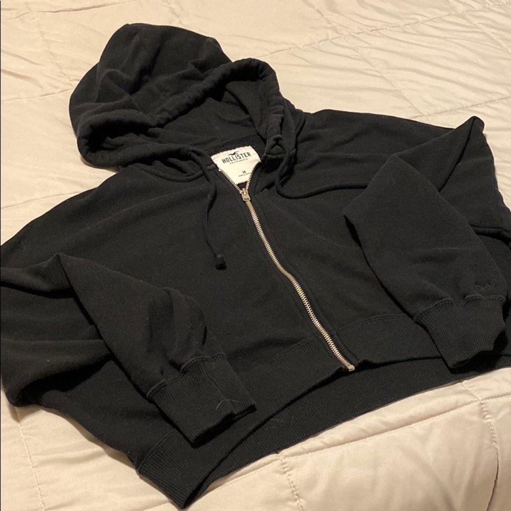 hollister cropped zip up hoodie